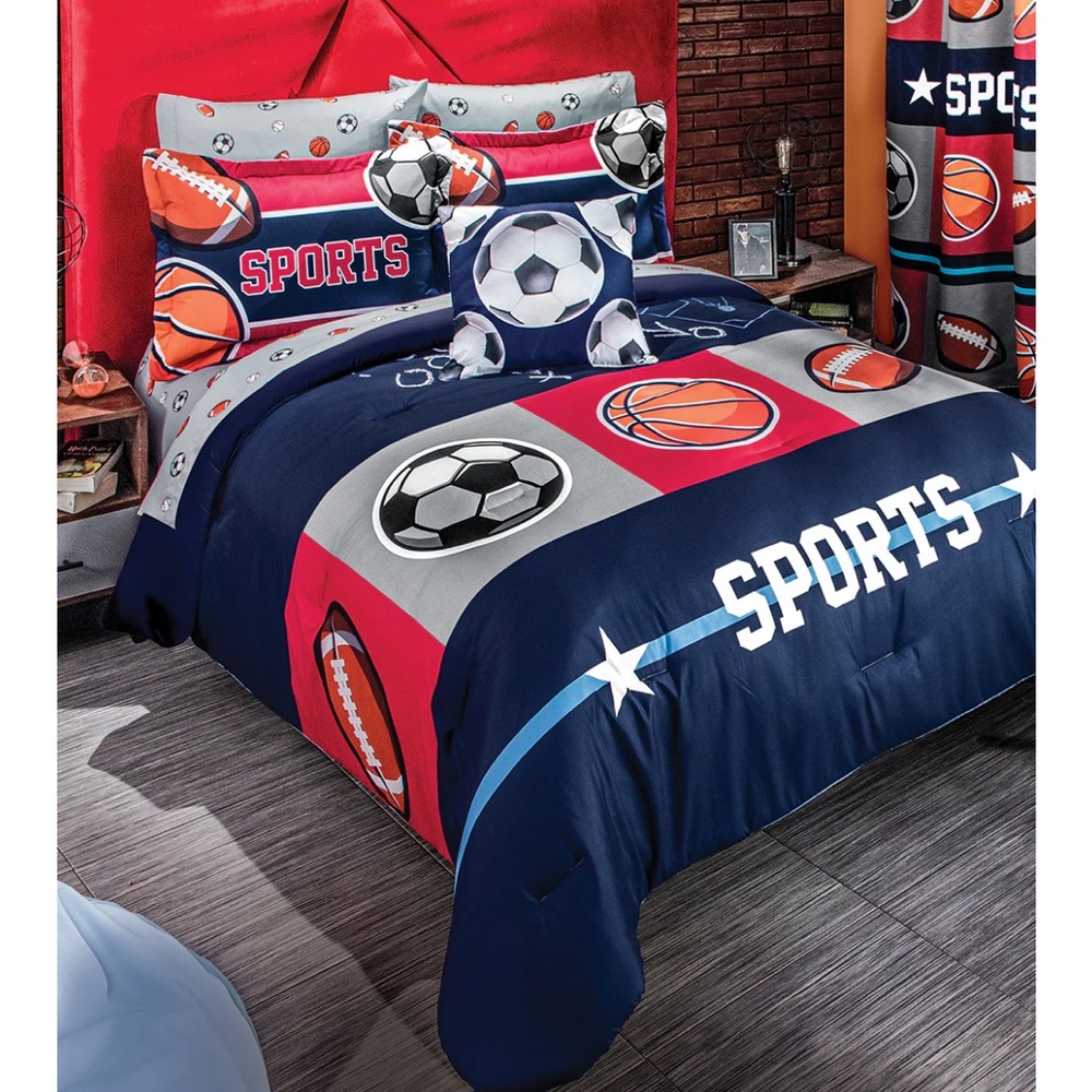BRAND NEW ** Comforter set